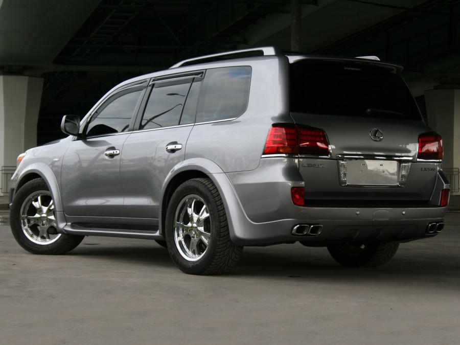  Lexus LX570 by STRUT 2008 года  (фото 2 из 2)